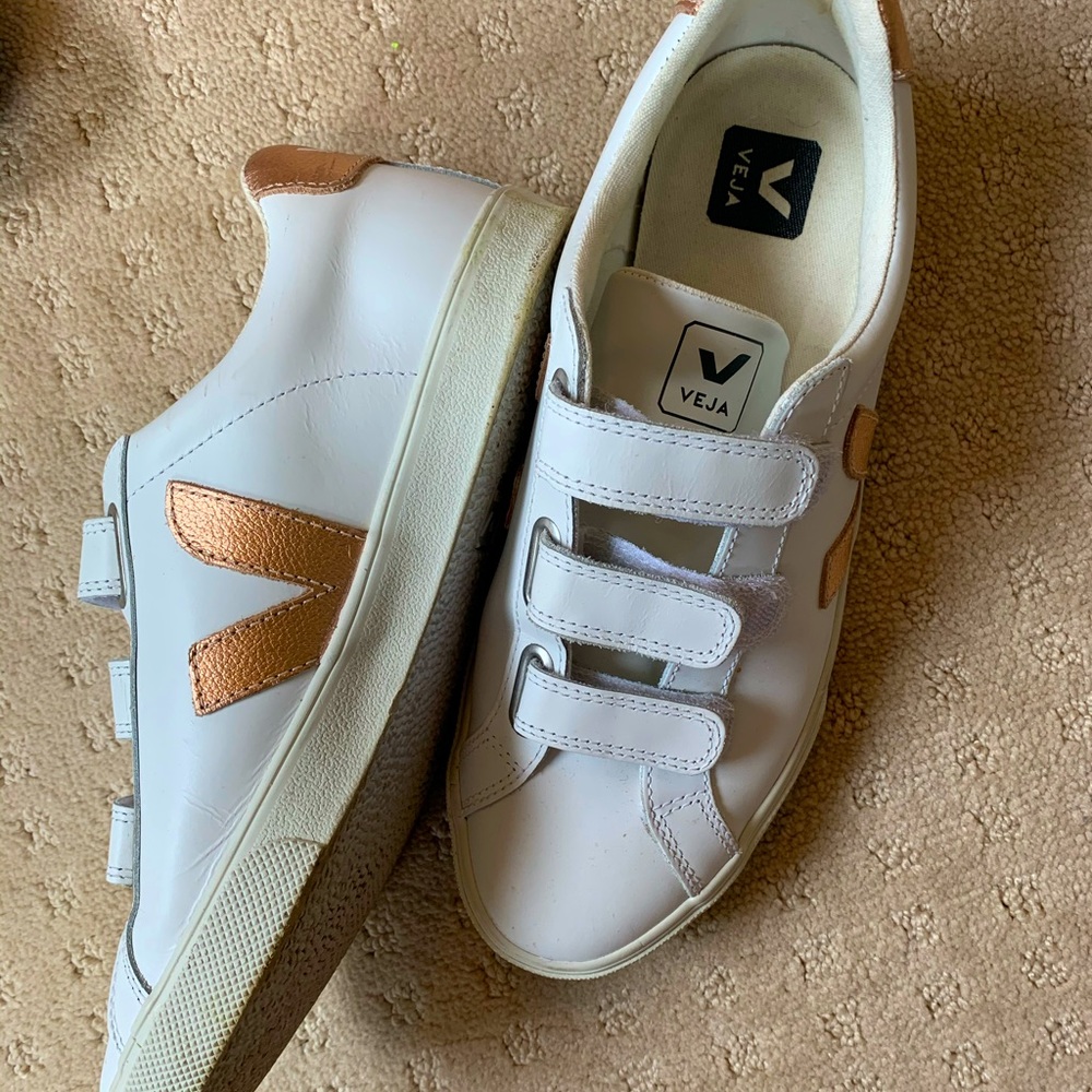 VEJA Metallic Sneakers Size 9 (40), Barely Worn